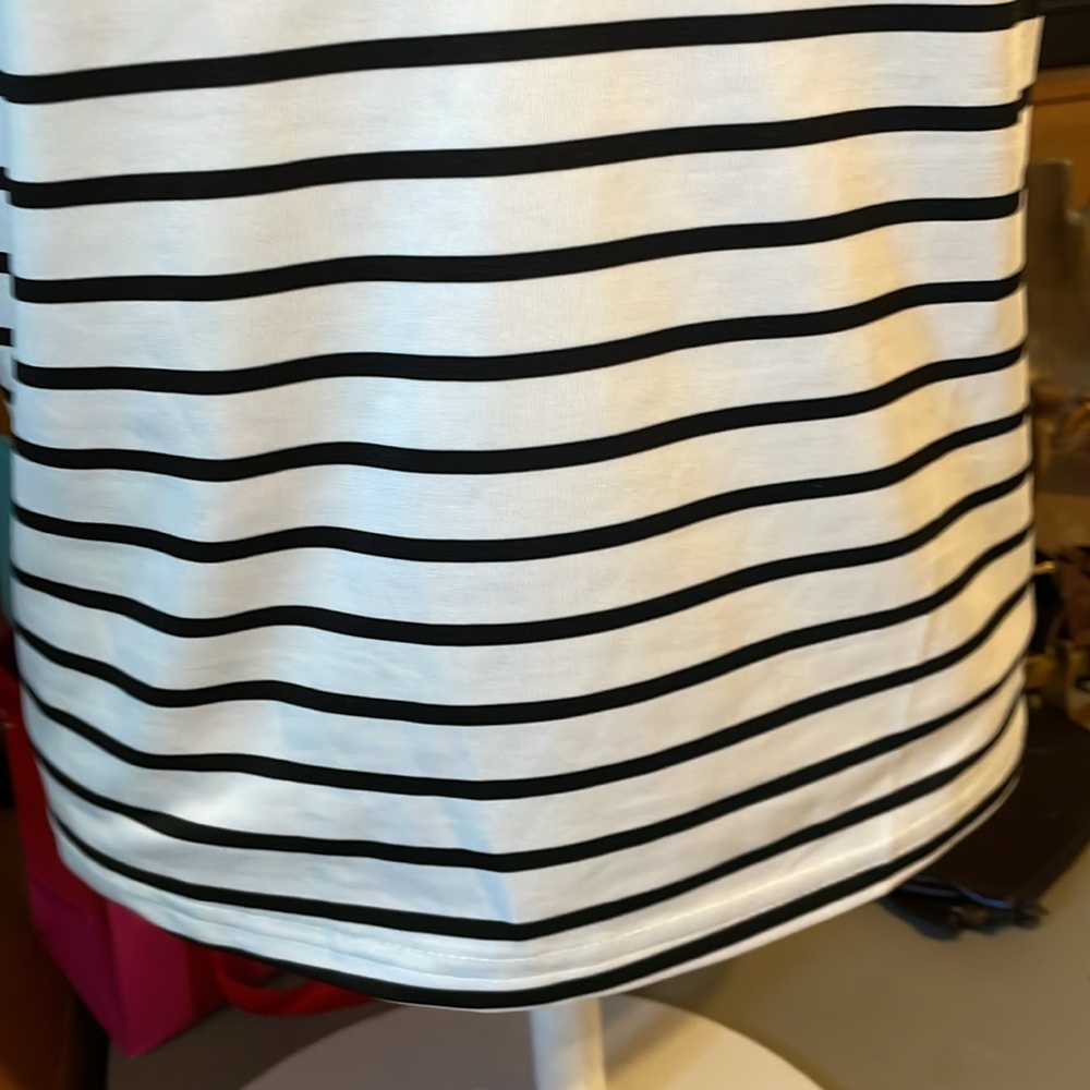 SHEIN Top Size M - Picture 3 of 8